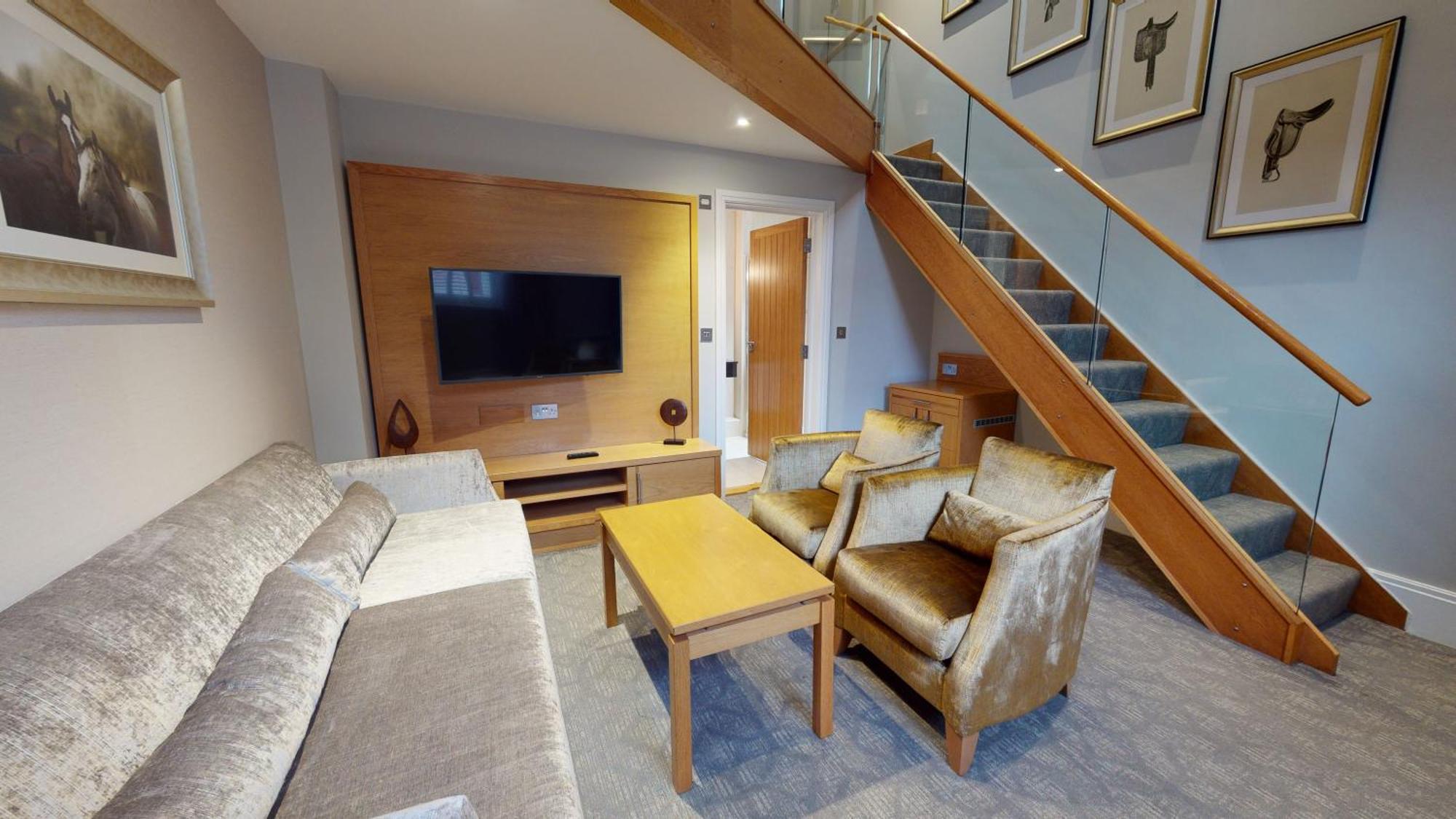 Oakley Hall Hotel บาซิงสโตค ภายนอก รูปภาพ