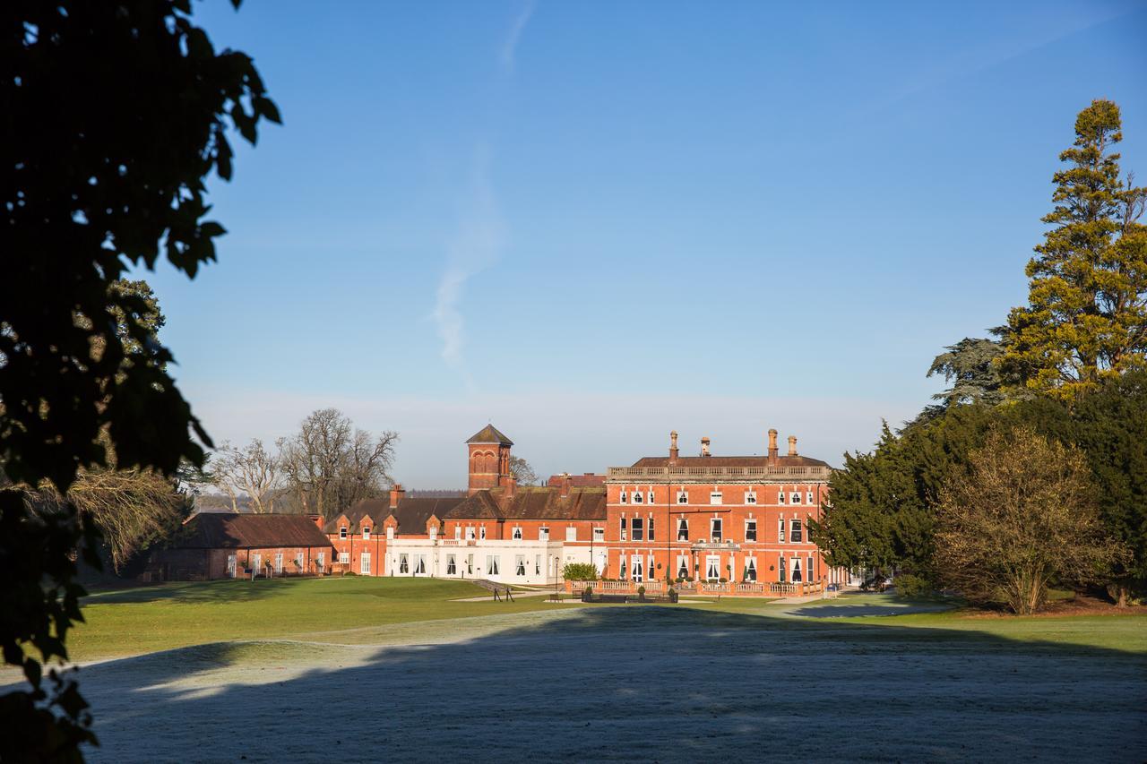 Oakley Hall Hotel บาซิงสโตค ภายนอก รูปภาพ